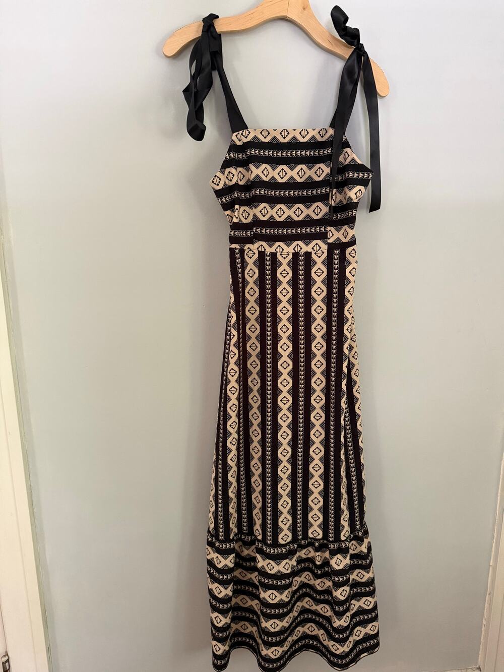 Shein sundress, beige & black geometric pattern, tie-up shoulder straps, size xs